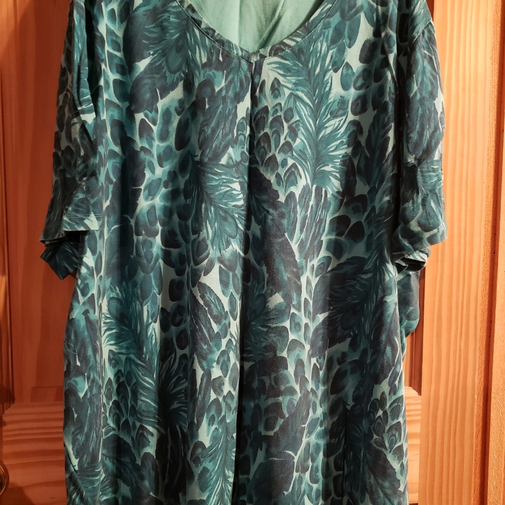Womens 5x short sleeve shirt